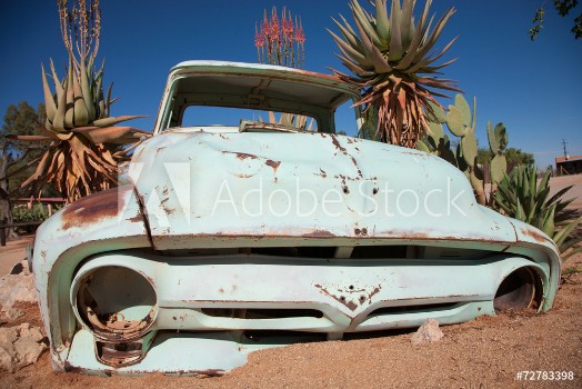 Bild på Vintage Car Wreck in the desert of Namibia